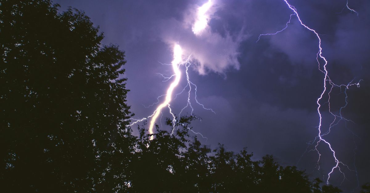 Lightning Safety: 10 Myths—and the Facts